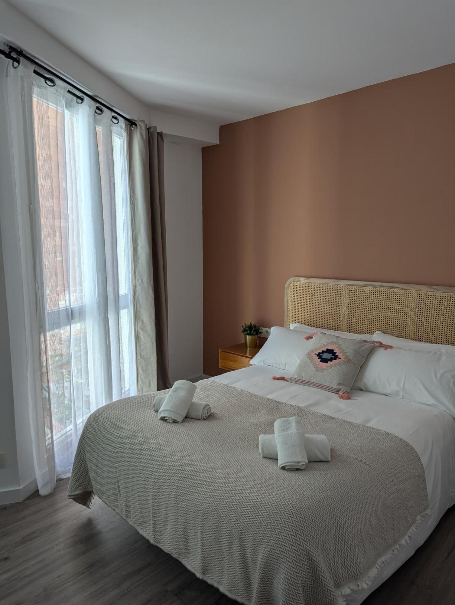 Caliu Apartments Barcelona - Fira L'Hospitalet de Llobregat Extérieur photo